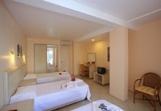 其他 5 Catamaran Hotel