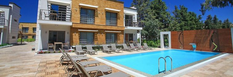 기타 Ara Residences