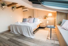 Others 5 Stradom 15 Apartments