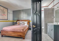 Others 4 Socialtel San Jose