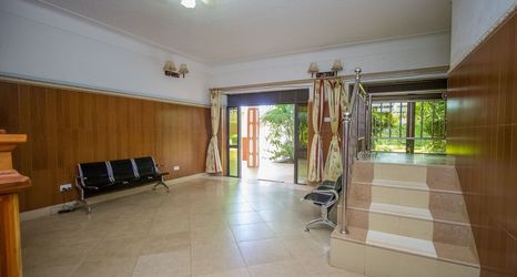 อื่นๆ 2 Hibis Hotel