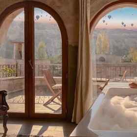 Primary image 1 Angel Cave Suite, โรงแรม & ที่พัก Topdeck Cave