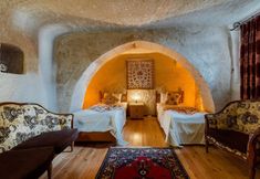 Others 4 Amber Cave Suites