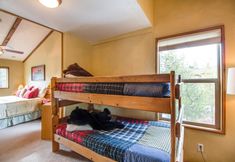 อื่นๆ 5 Camas 12