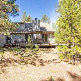 Primary image1Camas 12,德舒特斯县飯店