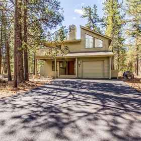 Primary image 1 Diamond Peak 4, Lava Lands Visitor Center Hotels
