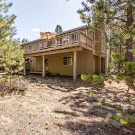 Primary image 1 Fifteenth Tee 1, Hotel Pusat Pengunjung Lava Lands