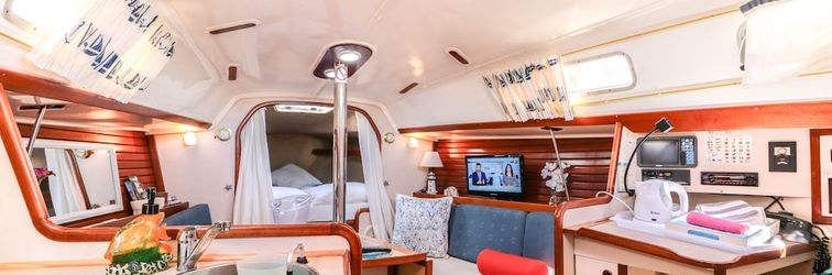 Others Sailboat Holiday Experience