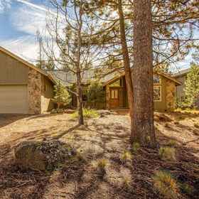 Primary image 1 Nine Iron 17, High Desert Museum Hotels