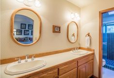 Others 4 Nine Iron 7