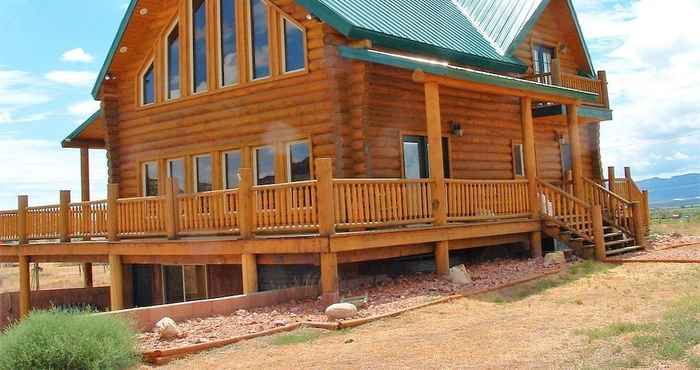 Others Red Rock Ranch Cabin