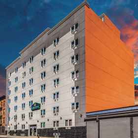 ภาพหลัก1La Quinta Inn & Suites by Wyndham Brooklyn Central,Aqueduct–North Conduit Avenue飯店
