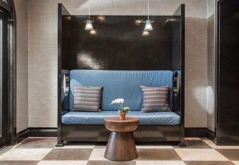 その他 Park West Hotel