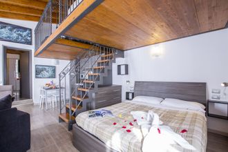 Lain-lain 4 Medioevo in Centro