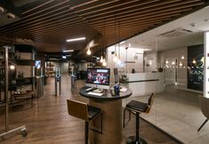 Others 2 Absynt Apart Ovo