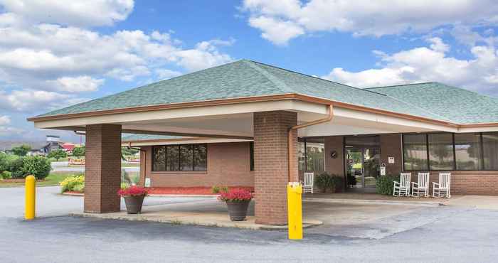 Khác Days Inn by Wyndham Wilkesboro