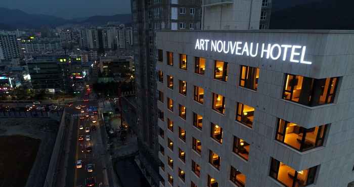 อื่นๆ Geoje Art Nouveau Suite Hotel