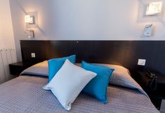 Others 7 Hôtel Regina