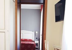 Khác 6 Notti Sull'Adige