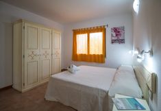 기타 4 Rey Beach Club