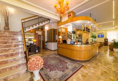 Others 2 Hotel Touring