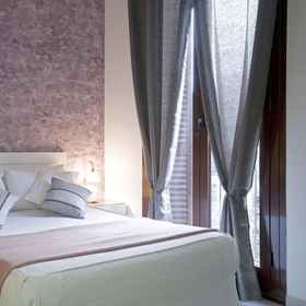 Primary image 1 Apartments Ramblas 108, Plaça de Sant Jaume Hotels