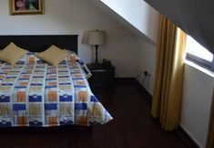 Others 6 Elite Hotel