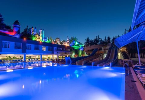 기타 Uğurlu Termal Tatil Köyü