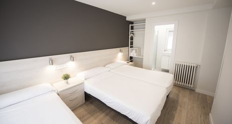 Others 2 Happy Hostal Carrales