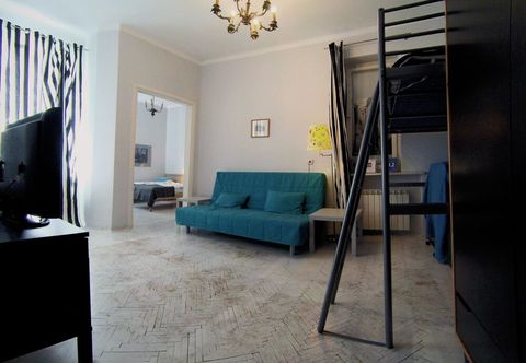 Others Koro de Varsovio - Chmielna 6