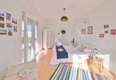 Lain-lain 6 EV Apartments