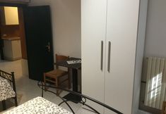 Others 4 Venice Friends