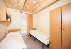 其他 3 Domki Całoroczne Ajna Park