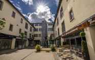 Others 3 The Courtyard Apartments