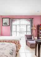 Primary image White Cotton Candy B&B