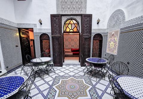 Others Riad Farah