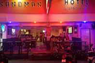 Lainnya Sandman hotel and Sports bar