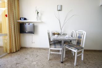 기타 4 Atlantic Beach Club