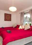 Primary image Two Bedroom House by Klass Living Serviced Accommodation Hamilton - Kenmar House With Parking & WiFi