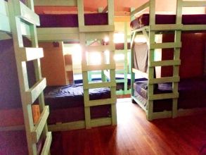 Others 4 St Kilda East backpackers' hostel