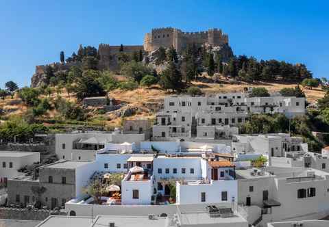 Others Maris Lindos, Suites and Apartments