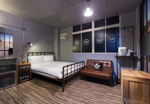 Others Peace Prison Café Inn