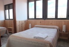 Others 7 Los Angeles Plaza