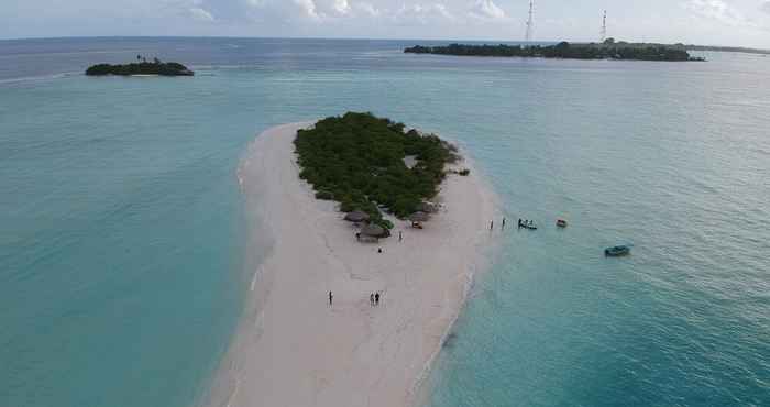 Others Holiday Garden Rasdhoo