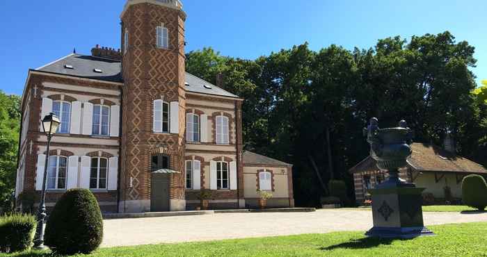 Others Château de Montabert