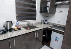 Others 6 Newland Luxury Apartments