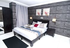 Others 2 Newland Luxury Apartments