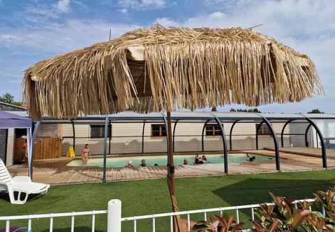 Others Les P'tites Maisons dans la Prairie