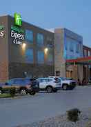 Imej utama Holiday Inn Express & Suites Columbia City, an IHG Hotel