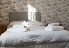 Others 4 Finedon Lodge